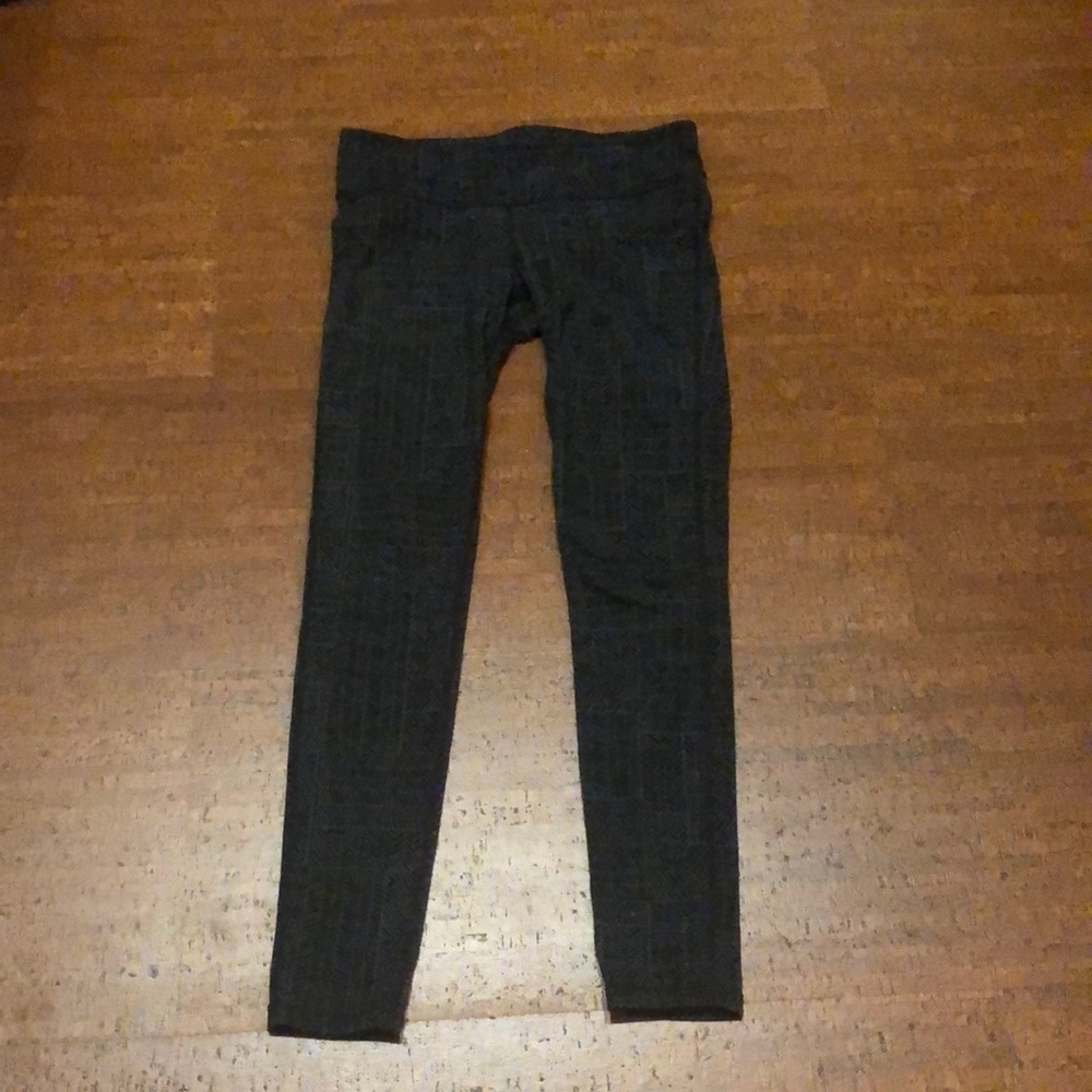 prana size small leggings with light pattern.